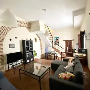  Apartamento Con Piscina En Centro Cazalla